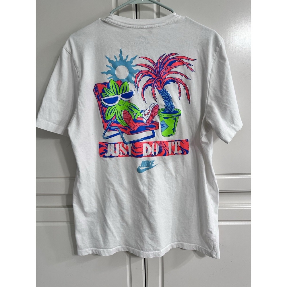 AUTHENTIC NIKE SPRING BREAK 2 SIDE PRINT‎ T-SHIRT  - Size Large.   *76 - Picture 2 of 5